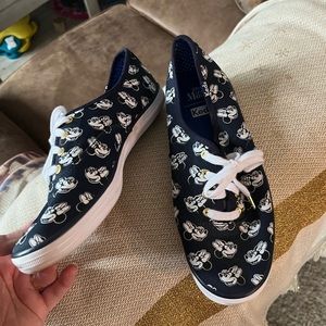 Women’s 6.5 Disney Keds